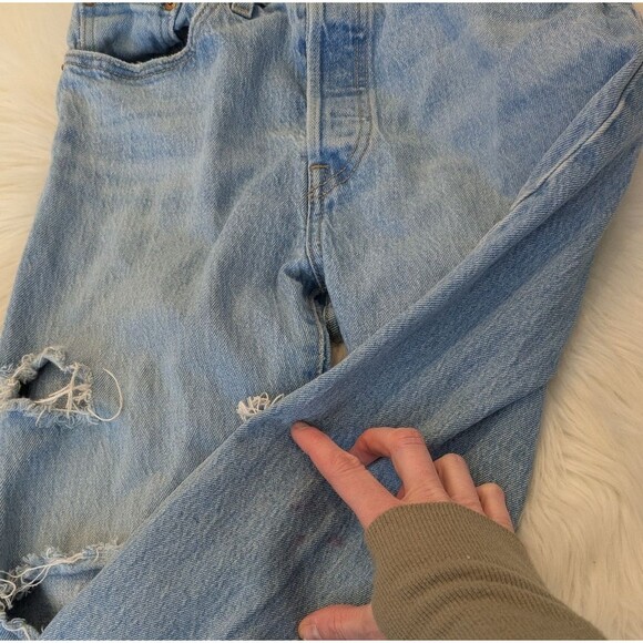 levis premium 501 Light Wash Distressed Jeans Womens Straight Leg W26 L30 - Picture 5 of 10
